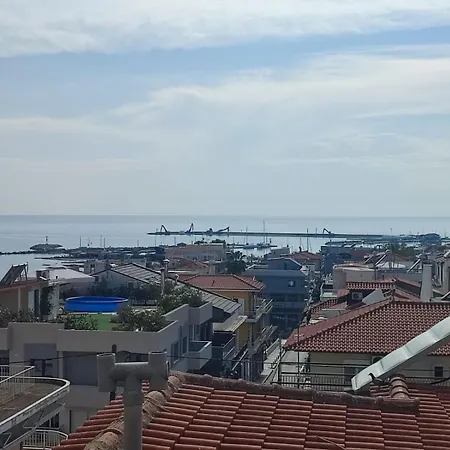 Downtown Sea View Penthouse *