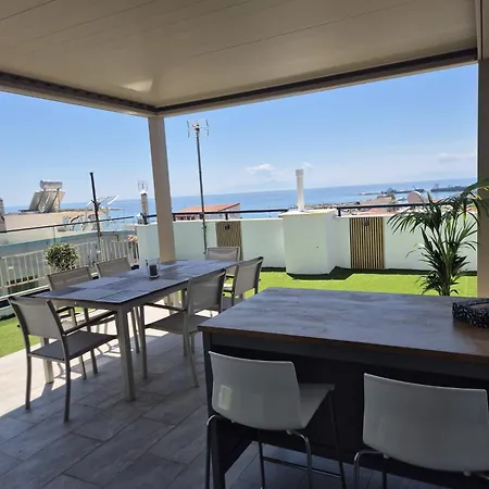 Lucas Downtown Sea View 3 Bedrooms Apartamant * Nea Moudania