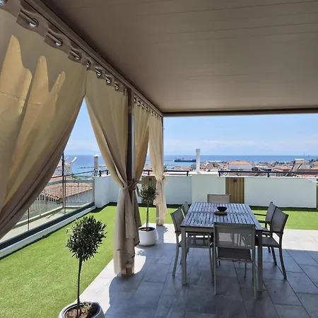 Daire Lucas Downtown Sea View 3 Bedrooms Apartamant