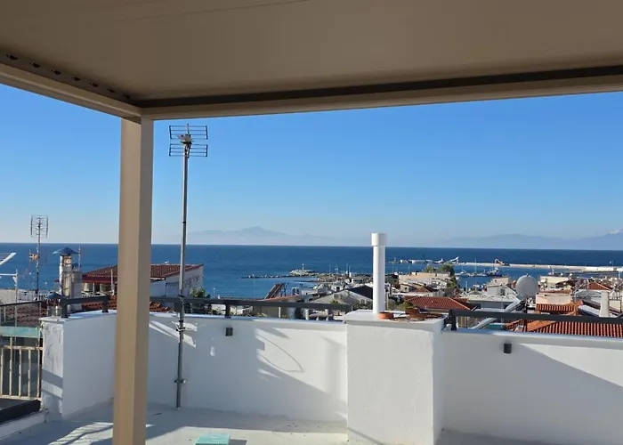Downtown Sea View Penthouse Apartment *