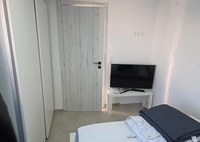 Downtown Sea View Penthouse Apartment